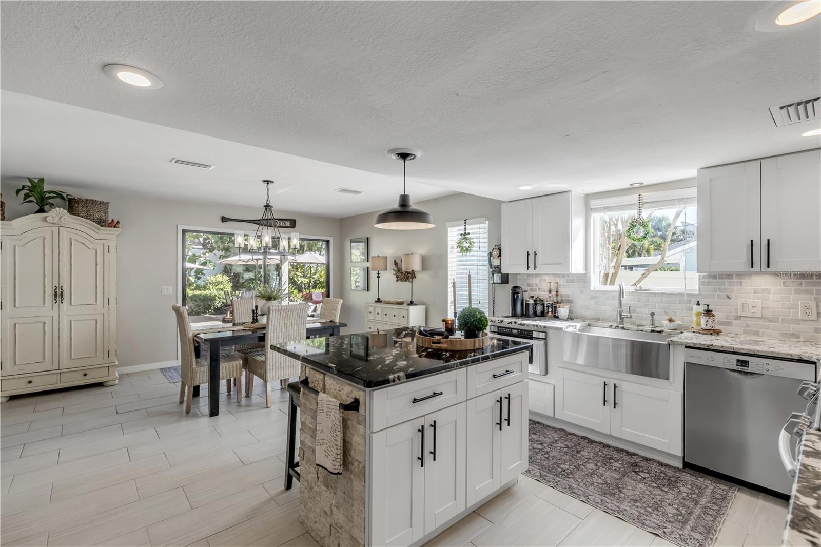 SILVER SANDS SEC B - Residential