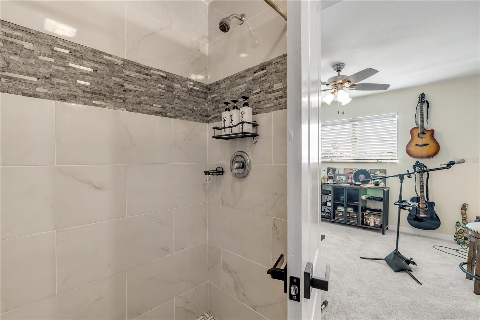 SILVER SANDS SEC B - Residential