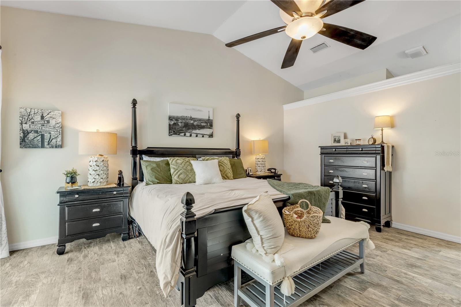 SILVER SANDS SEC B - Residential