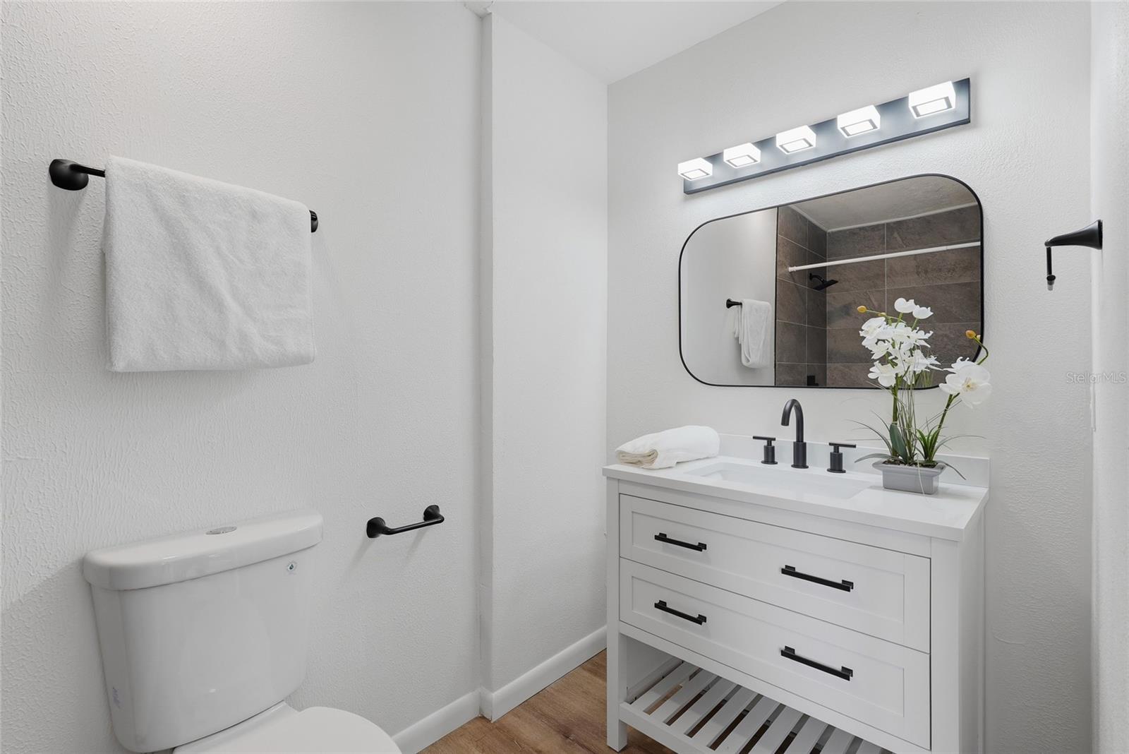 LINCOLN ESTATES - Residential