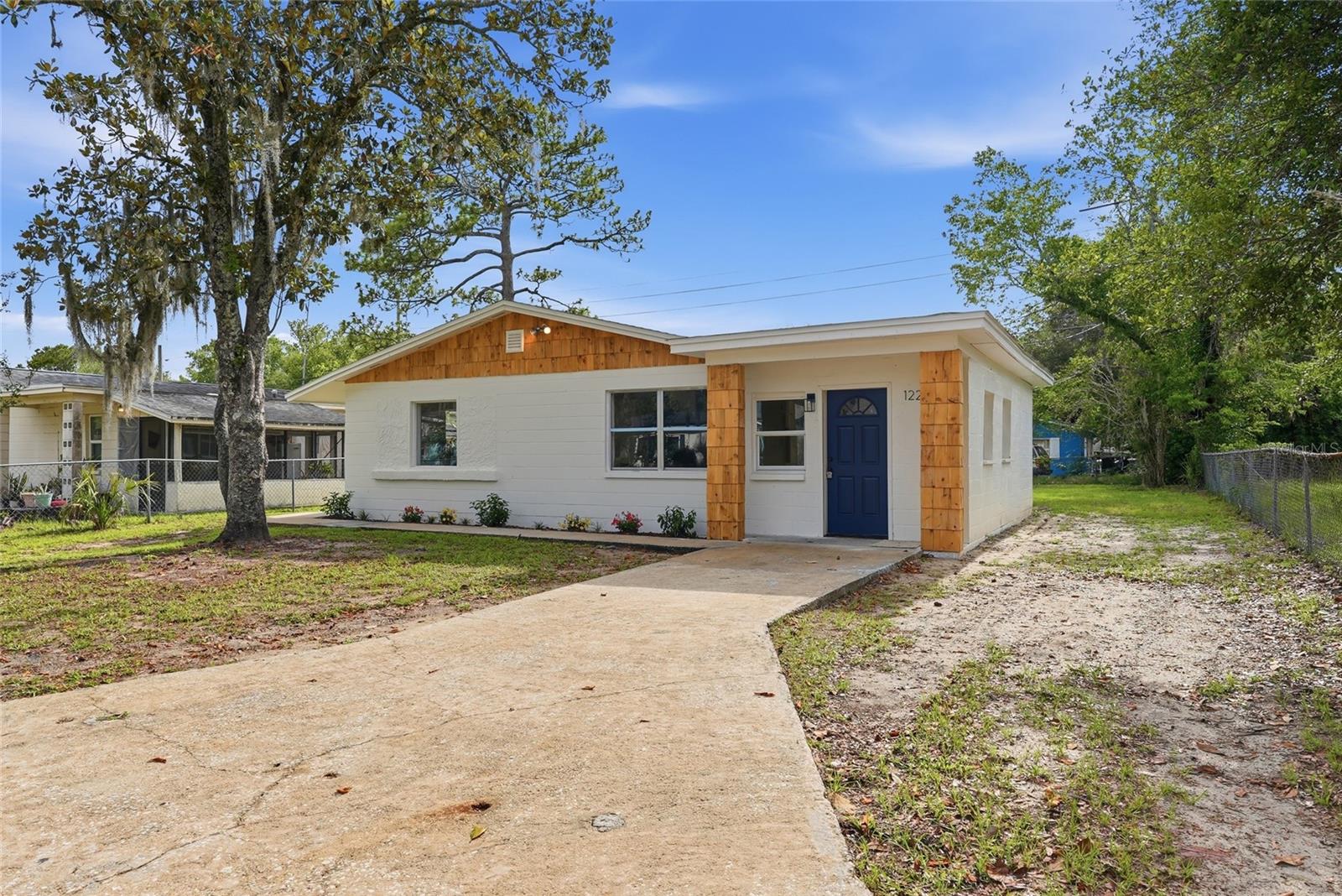 LINCOLN ESTATES - Residential