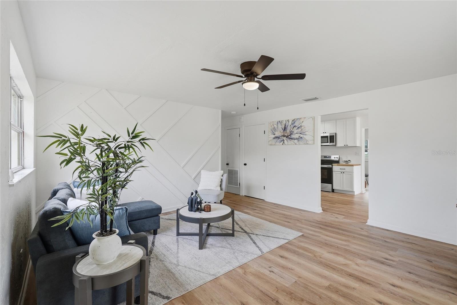 LINCOLN ESTATES - Residential