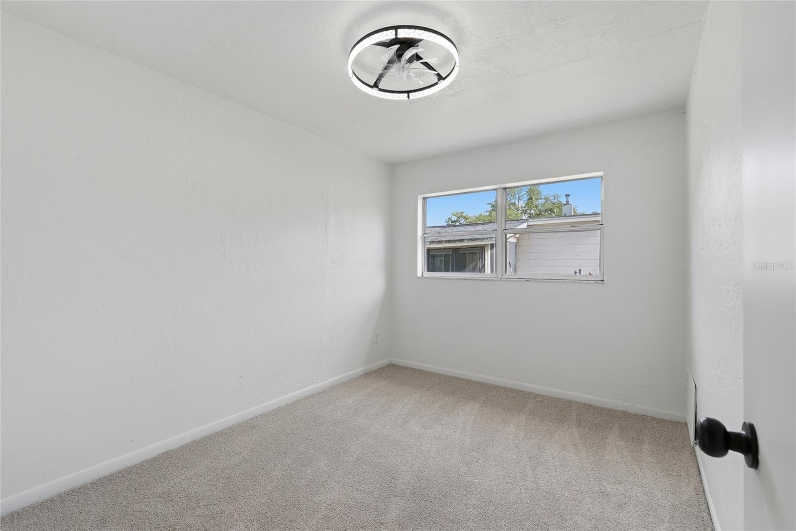 LINCOLN ESTATES - Residential