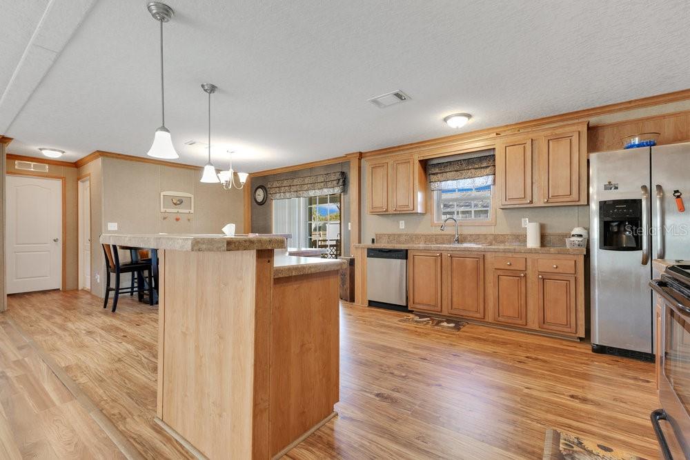 2823 SW 89TH PLACE