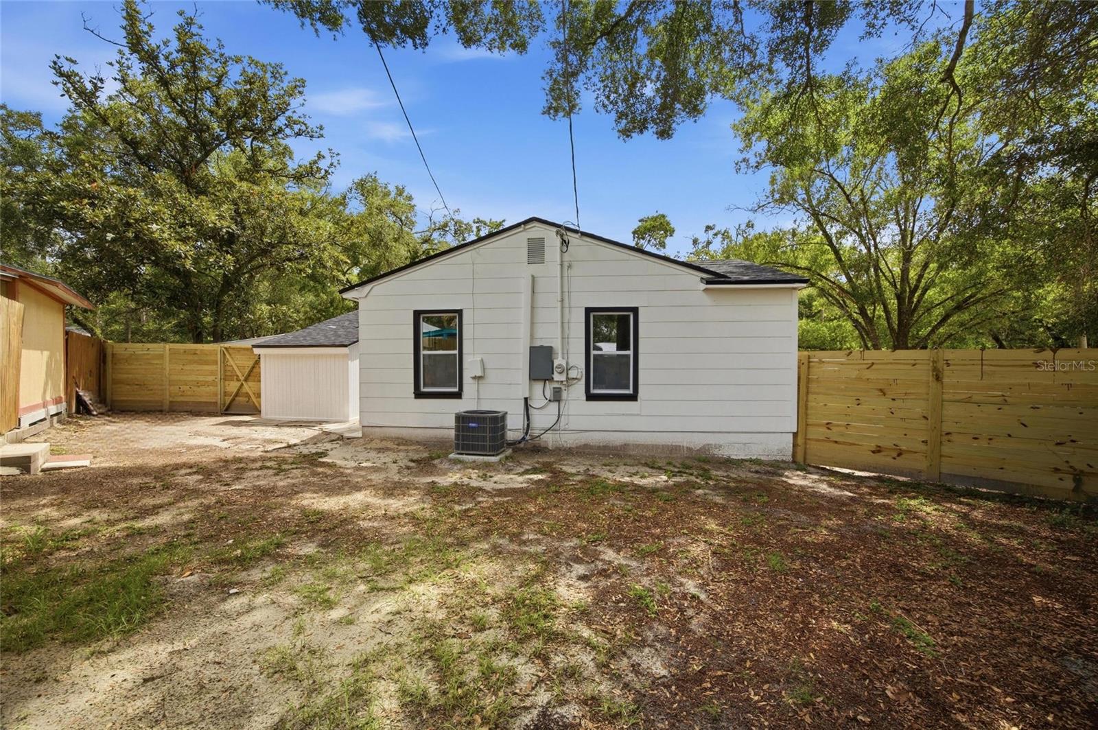 SEMINOLE CREST - Residential