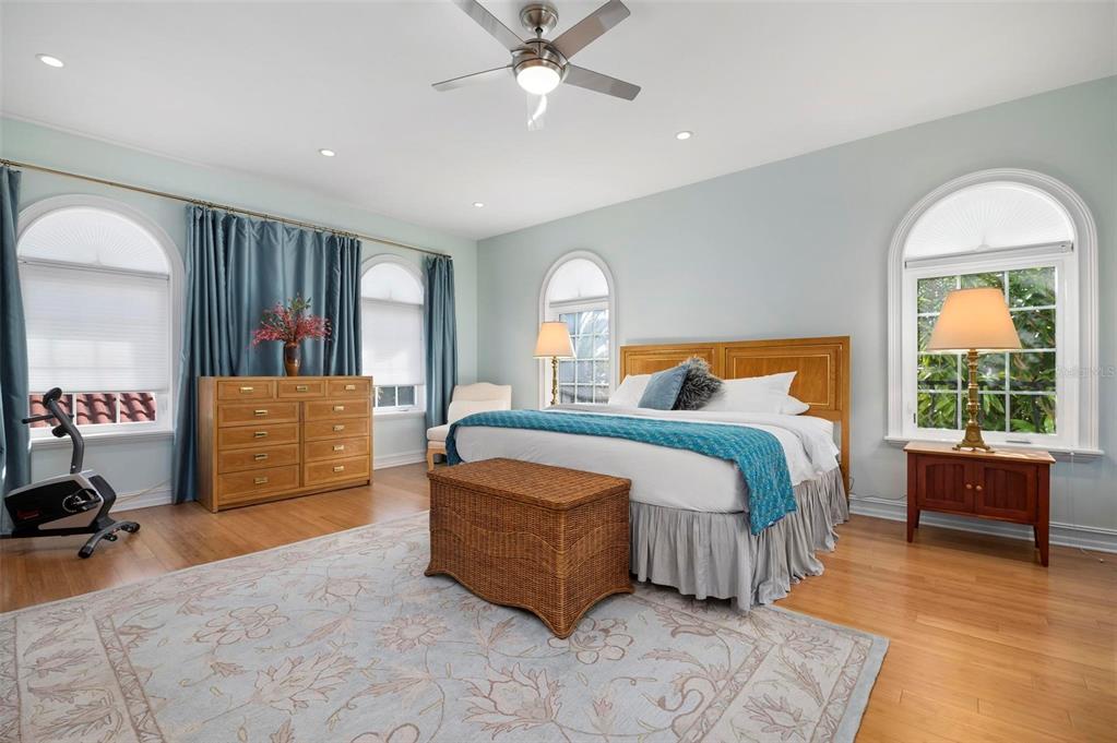 KEY ROYALE 13TH ADD - Residential