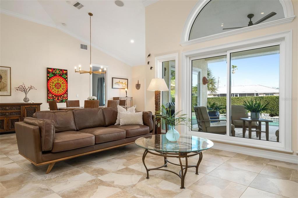 KEY ROYALE 13TH ADD - Residential