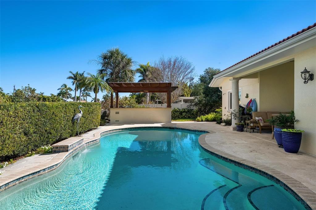 KEY ROYALE 13TH ADD - Residential