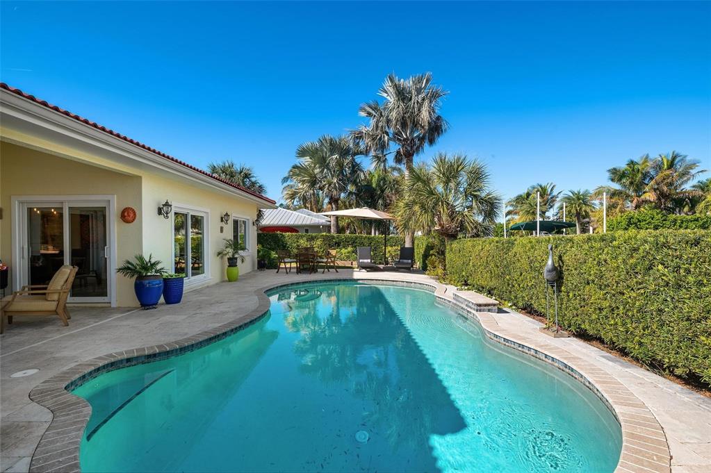 KEY ROYALE 13TH ADD - Residential