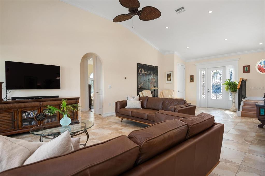 KEY ROYALE 13TH ADD - Residential