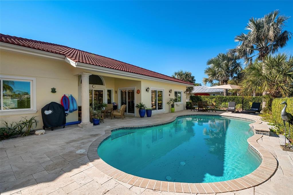 KEY ROYALE 13TH ADD - Residential