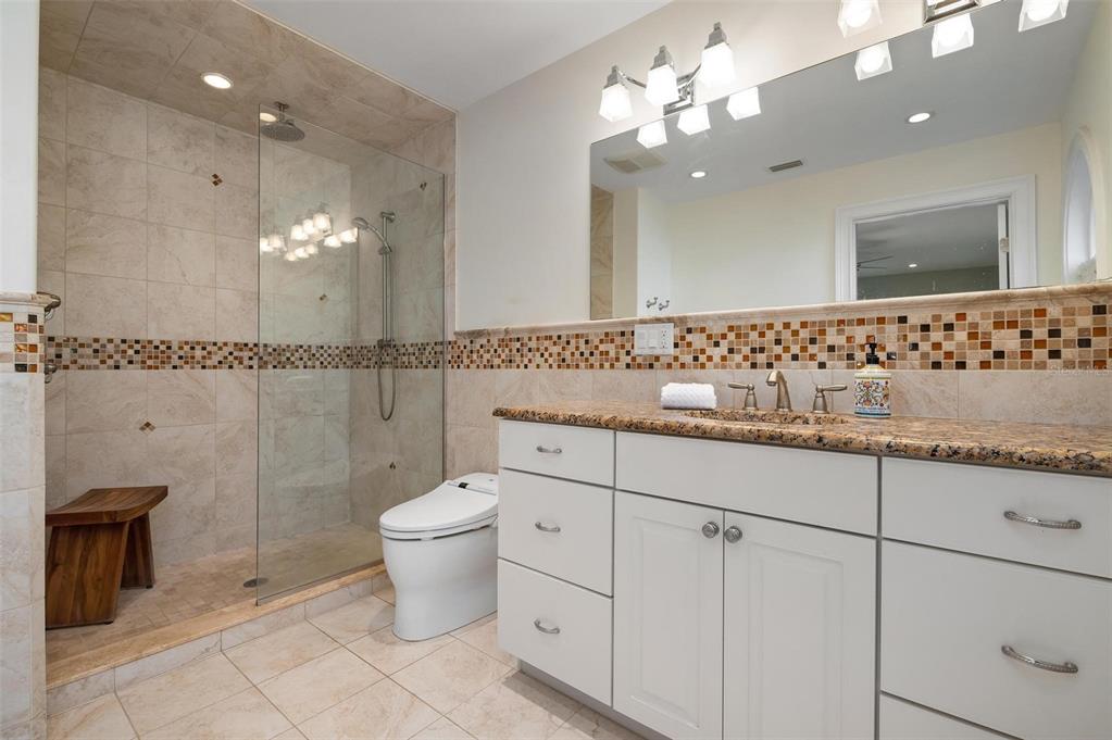 KEY ROYALE 13TH ADD - Residential