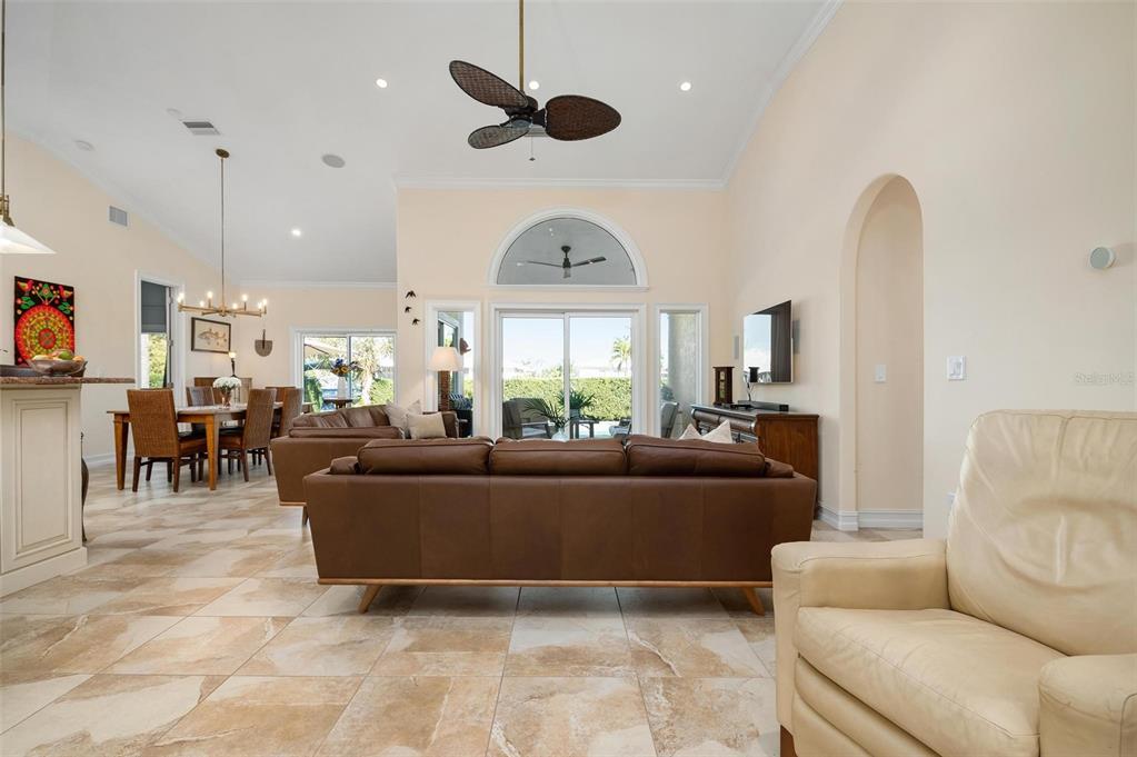 KEY ROYALE 13TH ADD - Residential