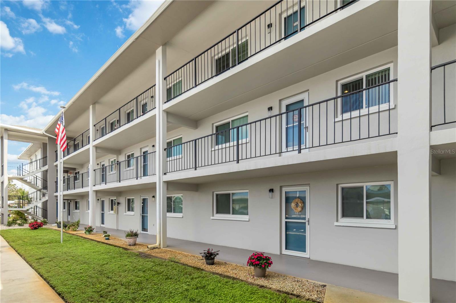 649 S TAMIAMI TRAIL 210