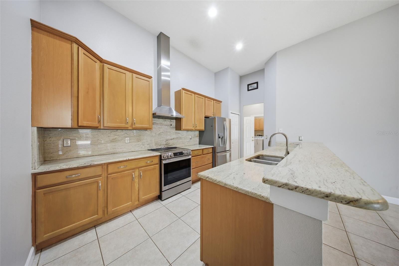 VISTA LAKES VILLAGE N-13 WAVERLY - Residential