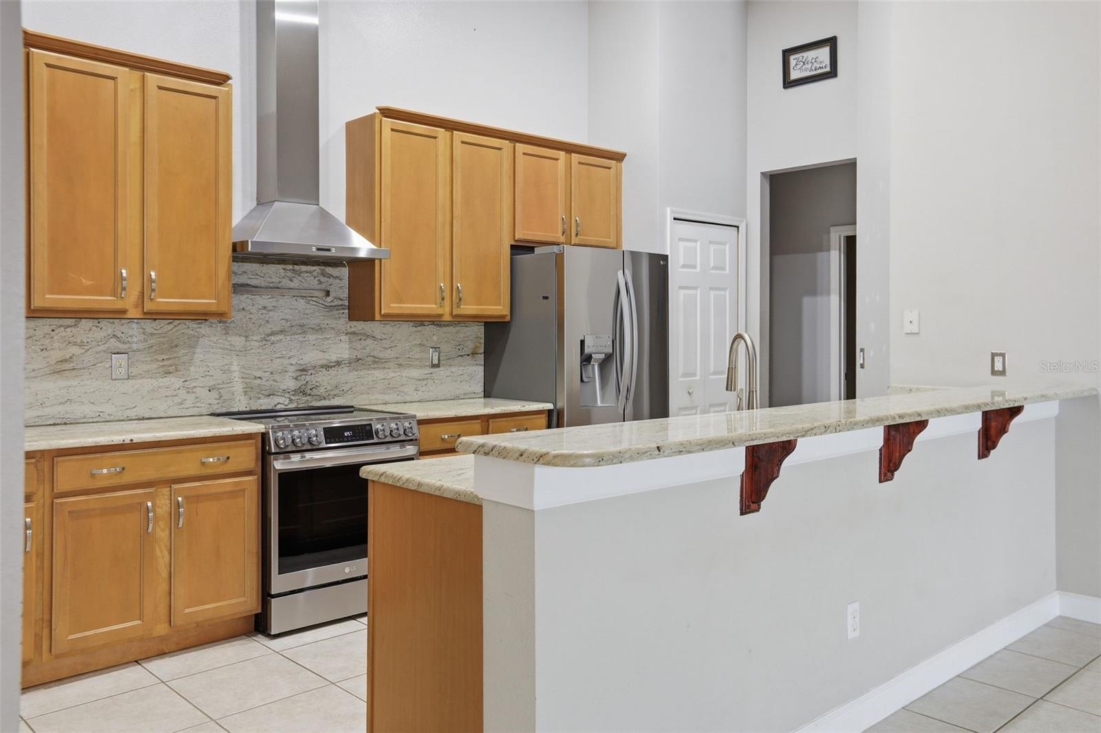 VISTA LAKES VILLAGE N-13 WAVERLY - Residential