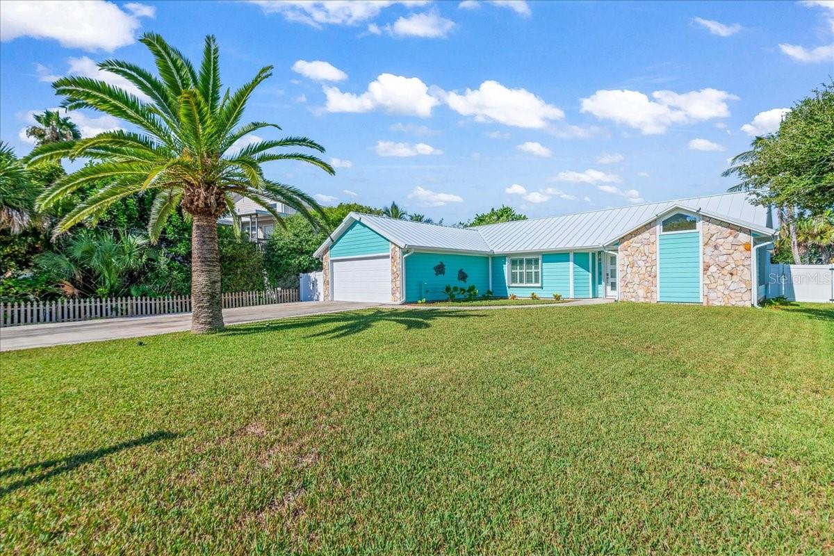 5120 PALM DRIVE