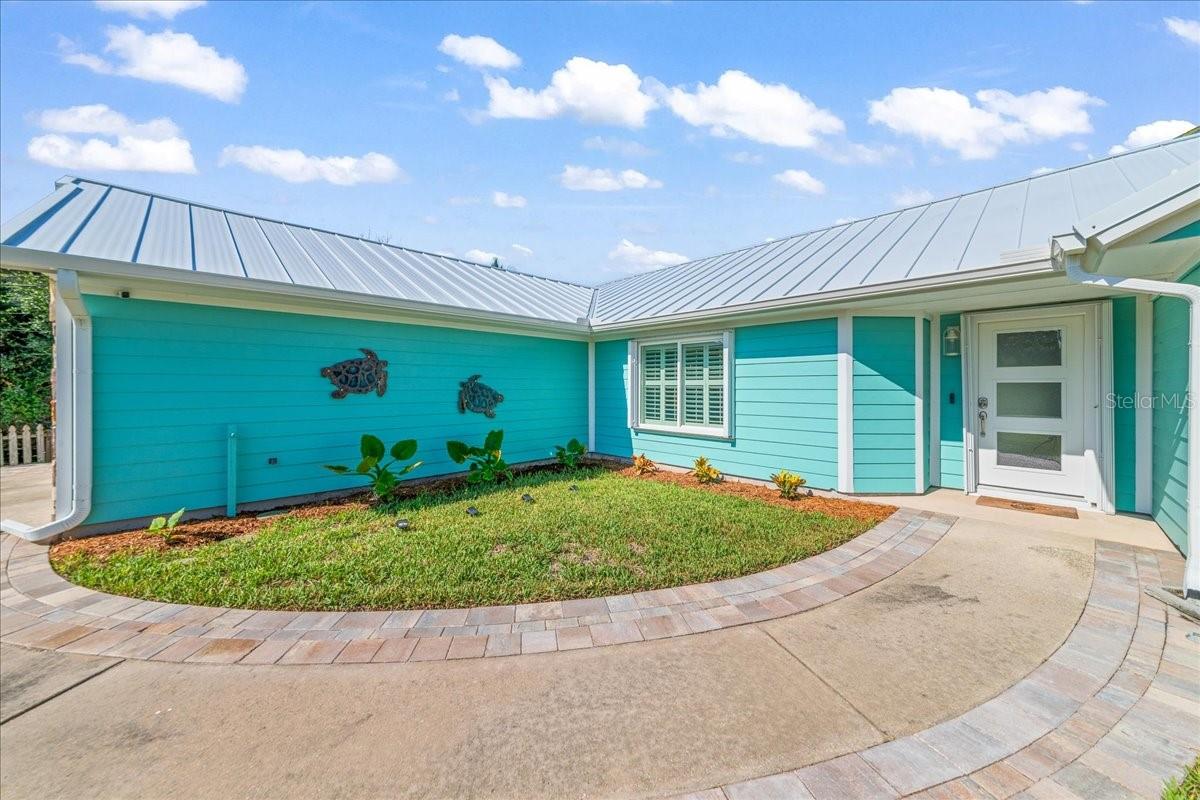 5120 PALM DRIVE