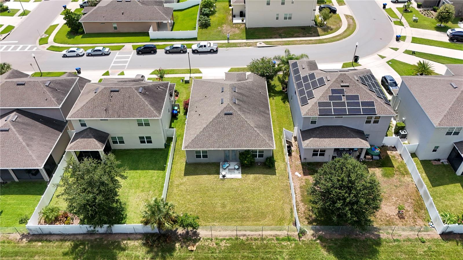902 GRAND HILLTOP DRIVE