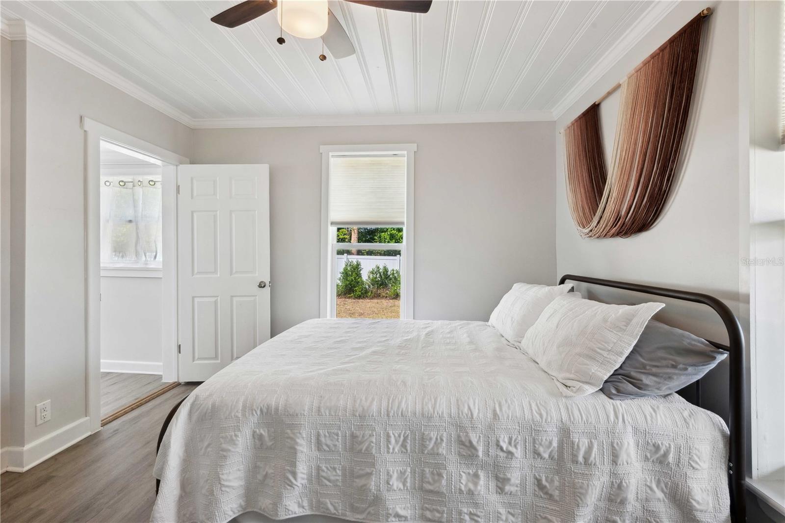 BUSHNELL - Residential