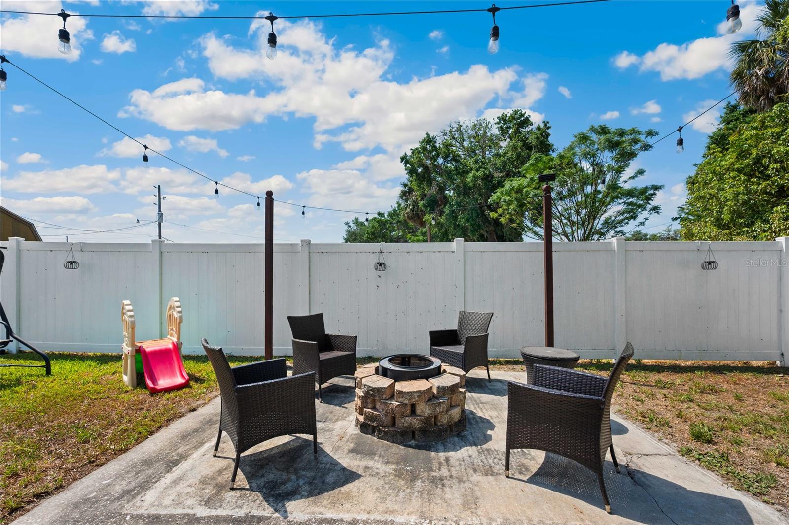 BUSHNELL - Residential