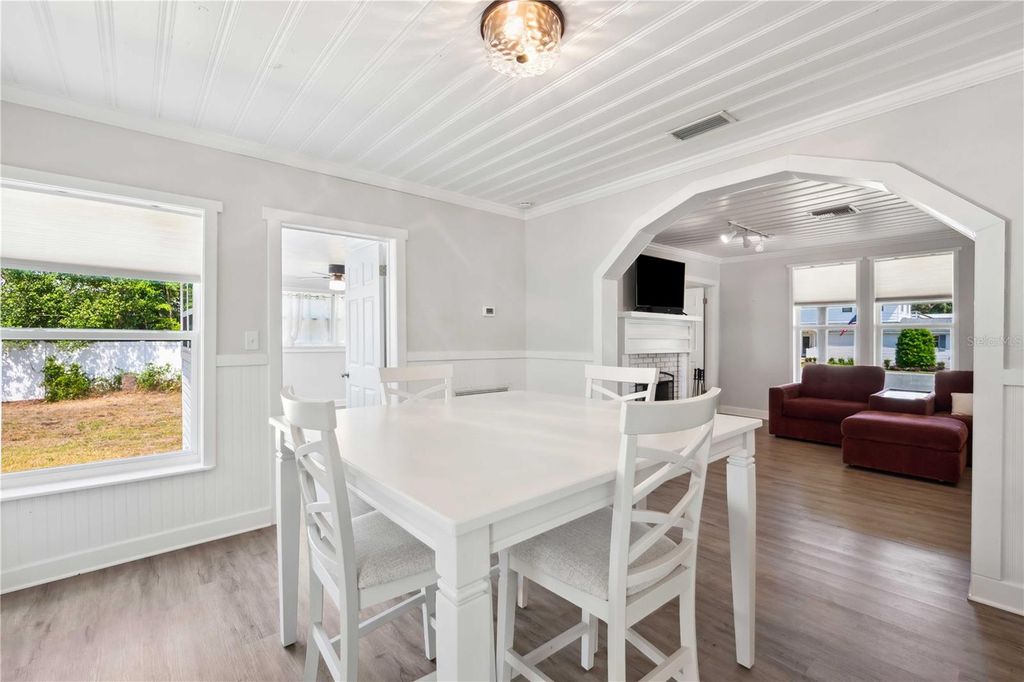 Photo of 113 W Noble Avenue, Bushnell, FL 33513 (MLS # G5106582)