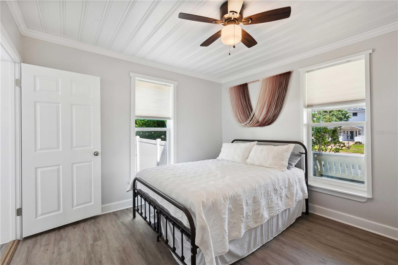 BUSHNELL - Residential