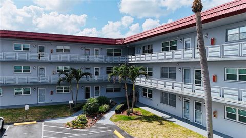 Photo of 5660 80th Street N #C101, St Petersburg, FL 33709 (MLS # TB8379437) Photo of 5660 80th Street N #C101, St Petersburg, FL 33709 (MLS # TB8379437)