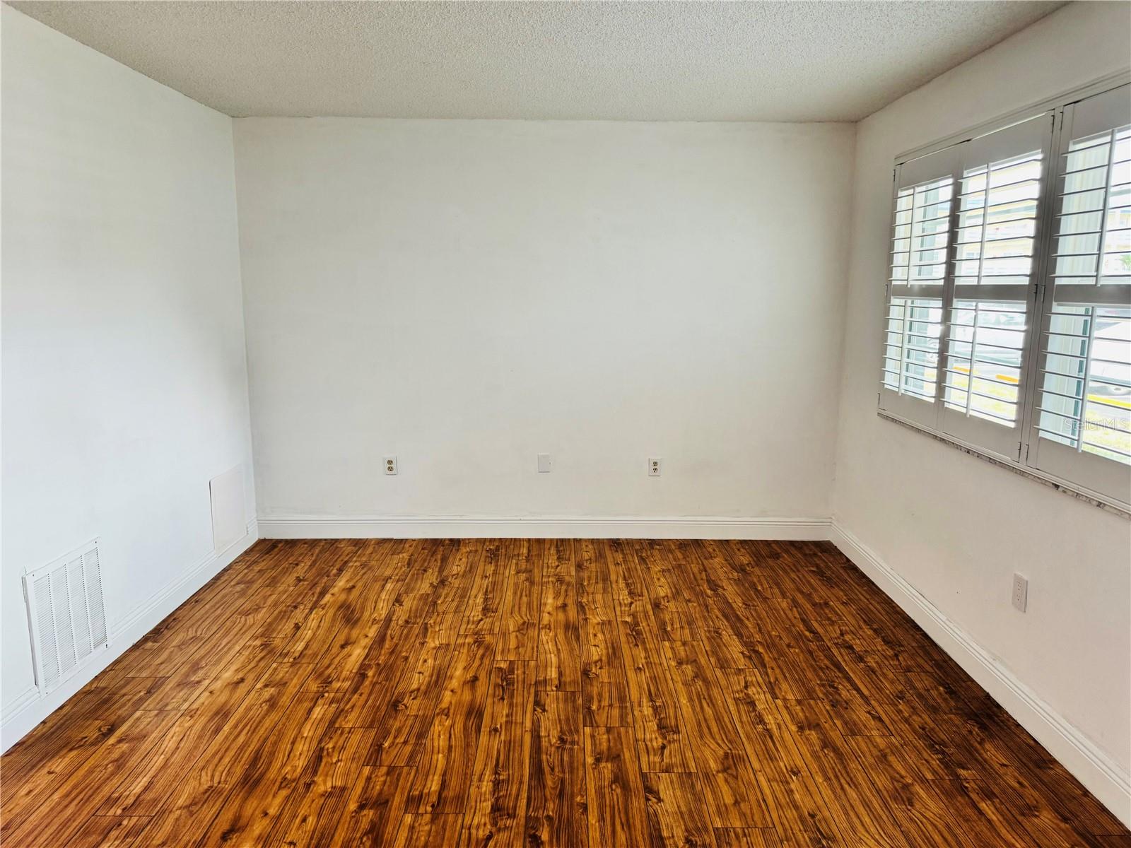 5660 80TH STREET N C101