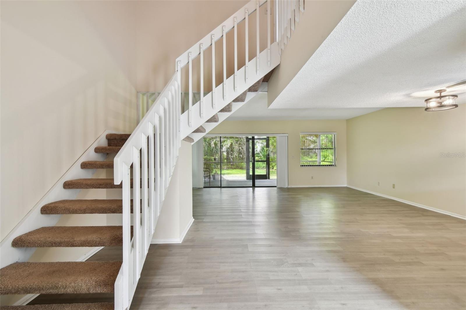 EAST LAKE WOODLANDS WOODS LANDING TWNHMS - Residential Lease