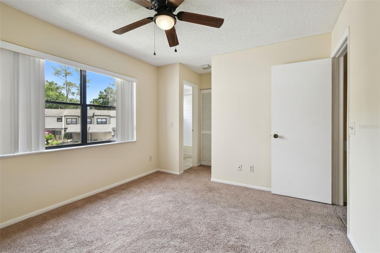 EAST LAKE WOODLANDS WOODS LANDING TWNHMS - Residential Lease