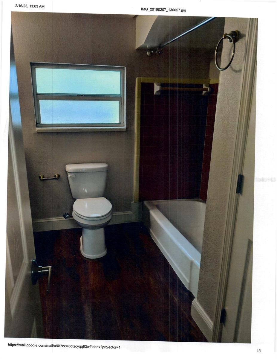 GROVE HEIGHTS - Commercial Sale