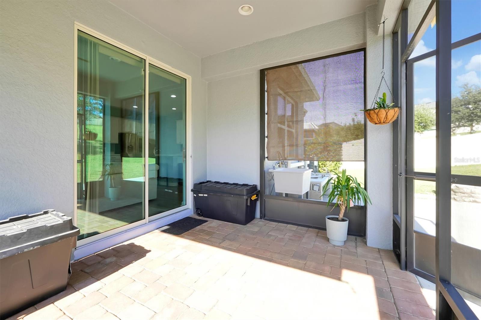 JOHNS LAKE LNDG PH 3 - Residential