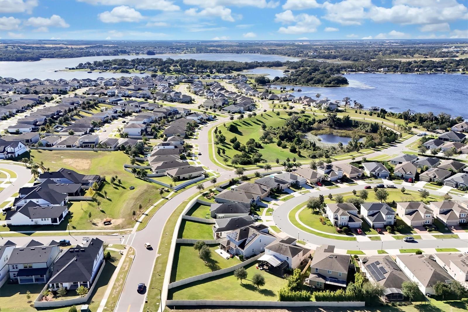 JOHNS LAKE LNDG PH 3 - Residential