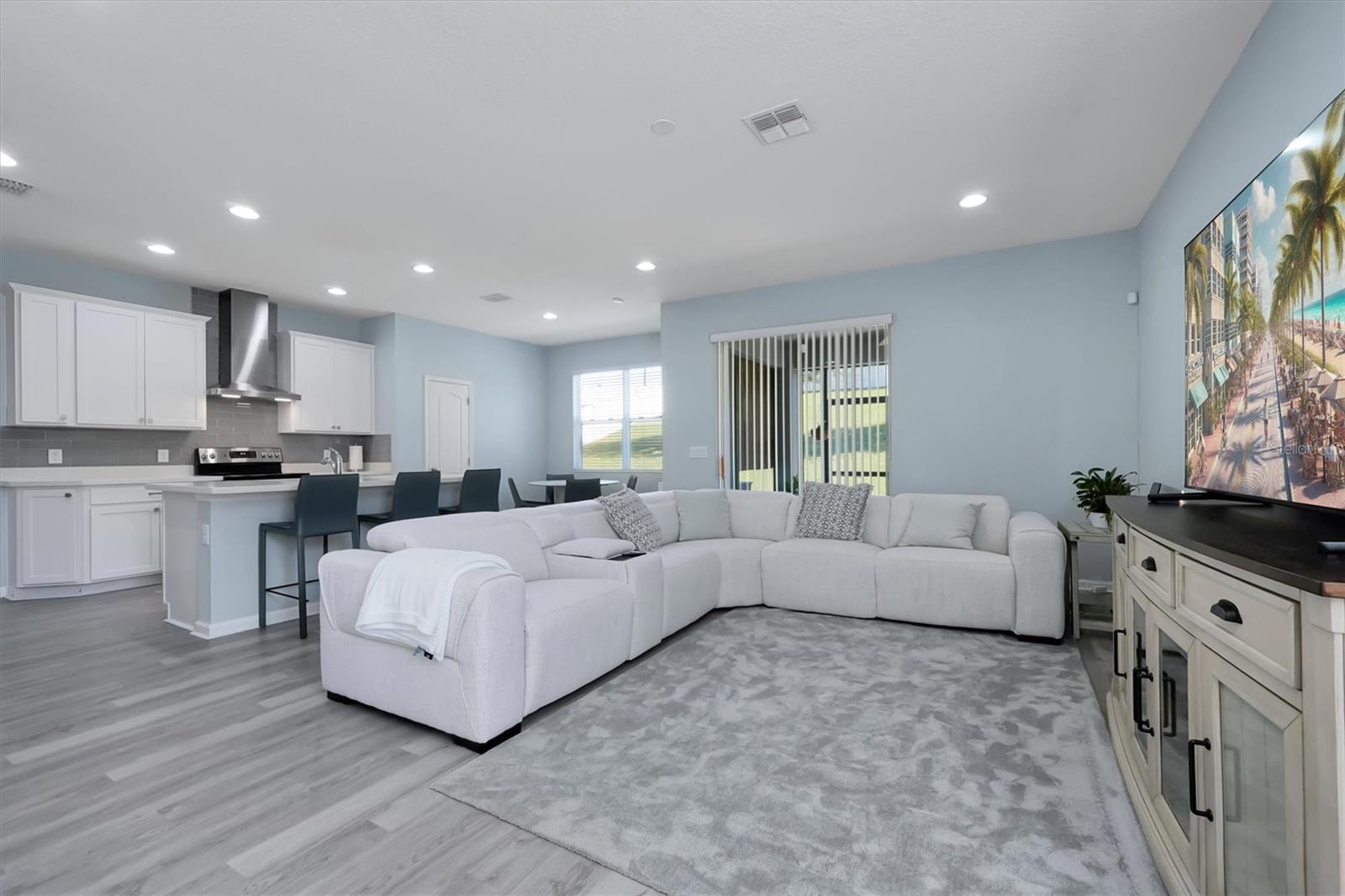 JOHNS LAKE LNDG PH 3 - Residential