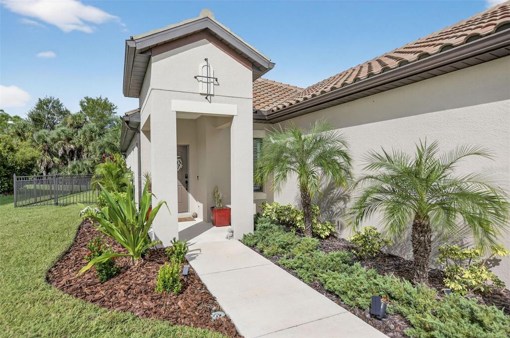 Photo of 229 Brienza Loop, Nokomis, FL 34275 (MLS # N6140608)