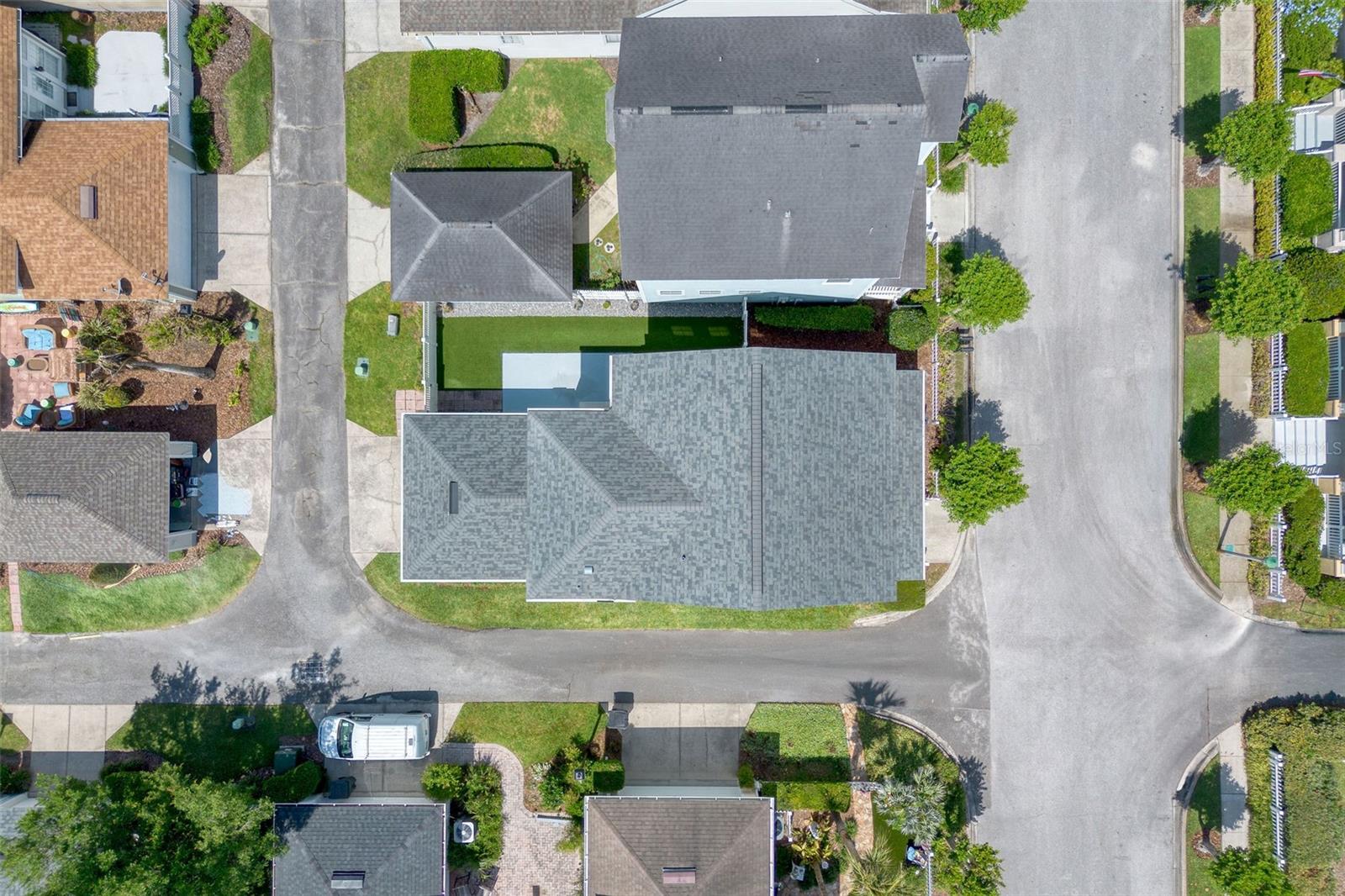 CELEBRATION ROSEVILLE CORNER - Residential
