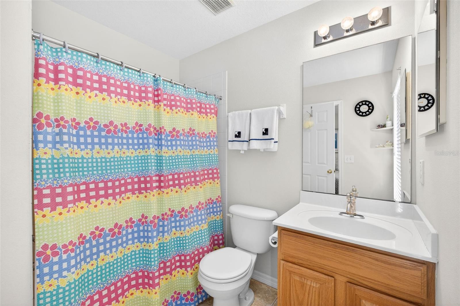 CELEBRATION ROSEVILLE CORNER - Residential