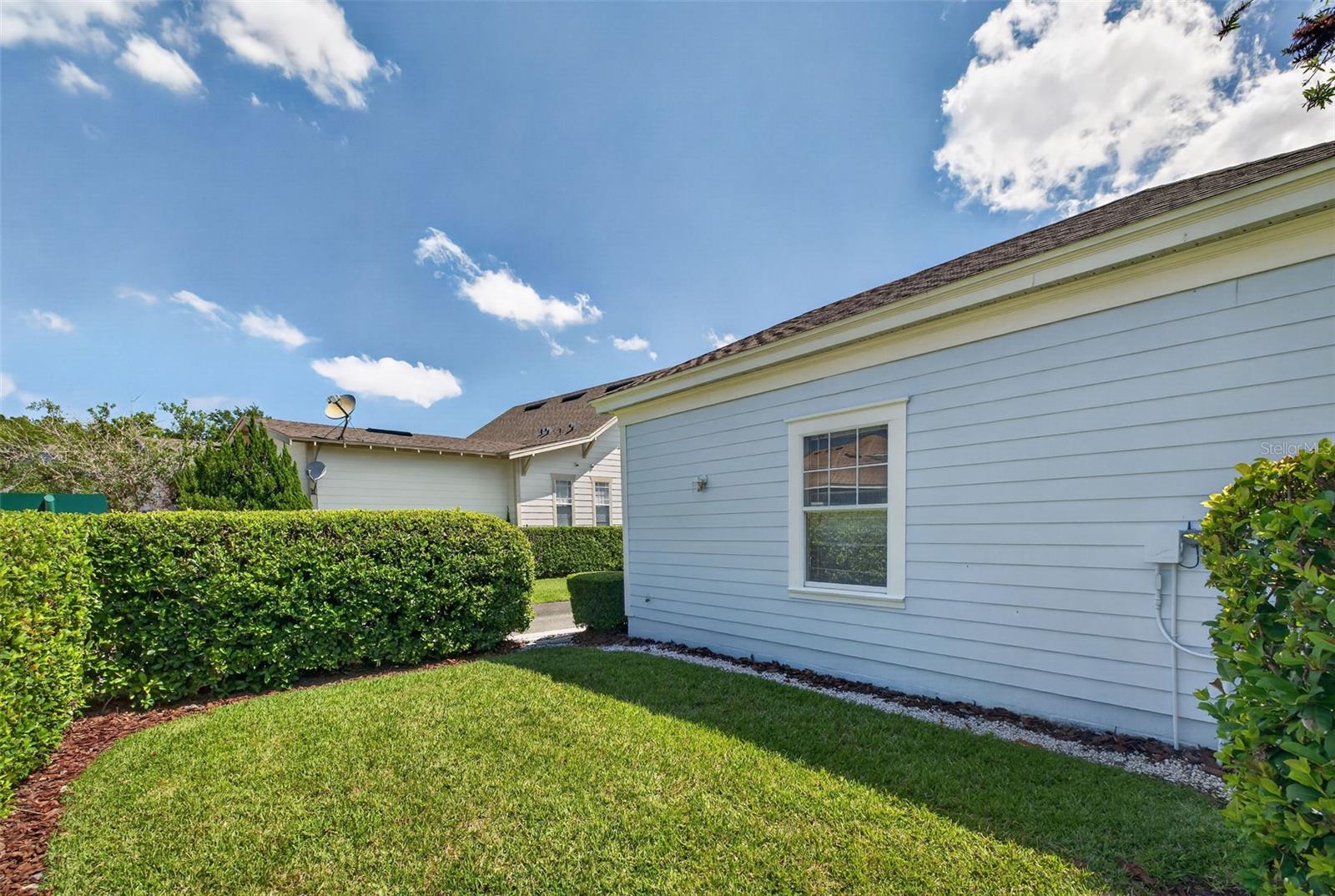 CELEBRATION ROSEVILLE CORNER - Residential