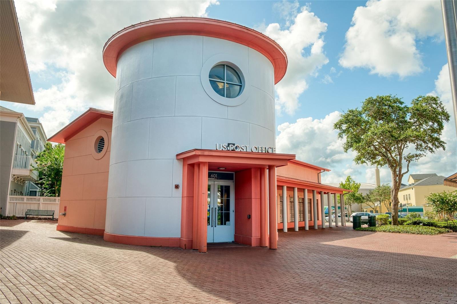 CELEBRATION ROSEVILLE CORNER - Residential