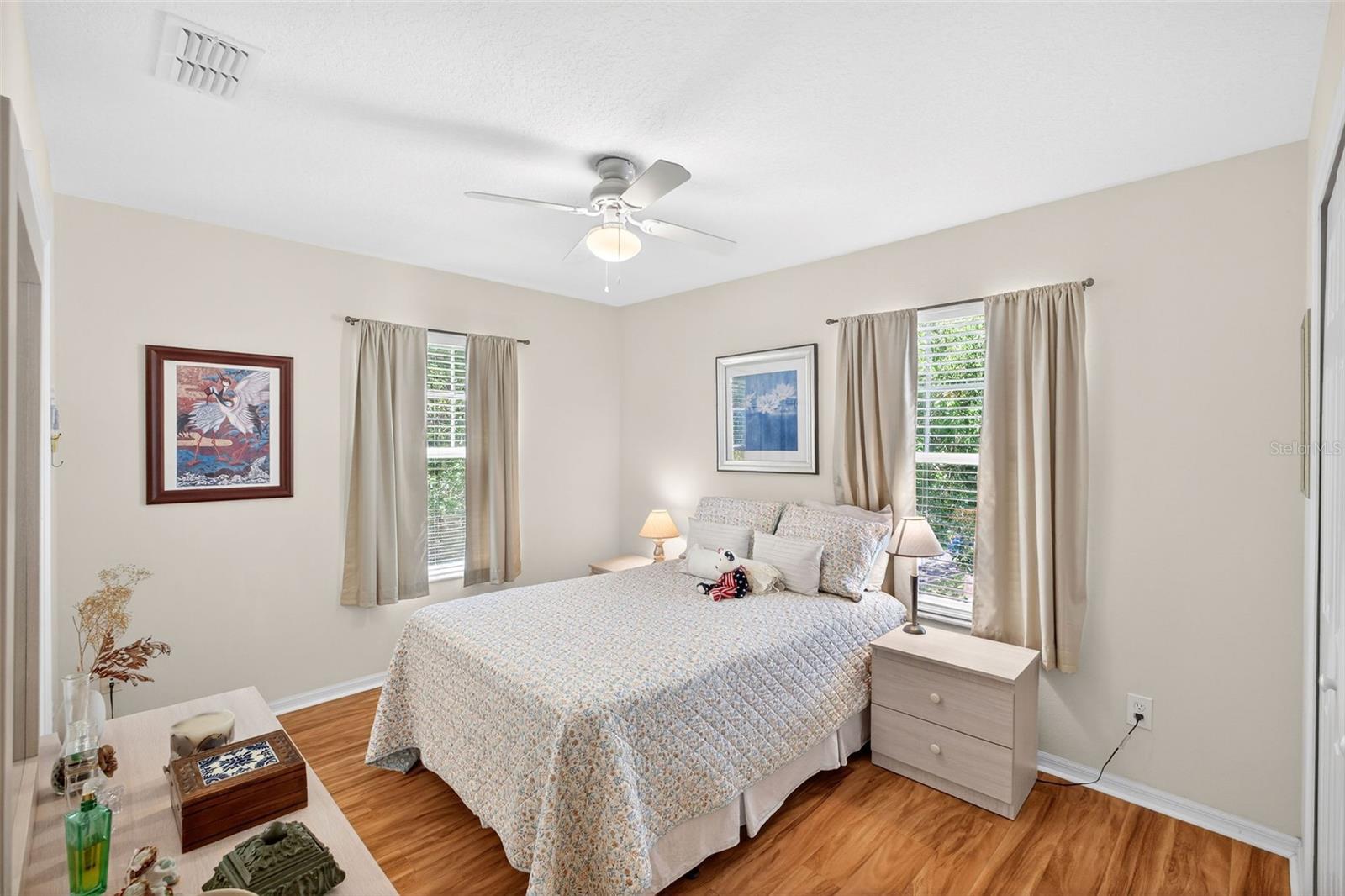 CELEBRATION ROSEVILLE CORNER - Residential