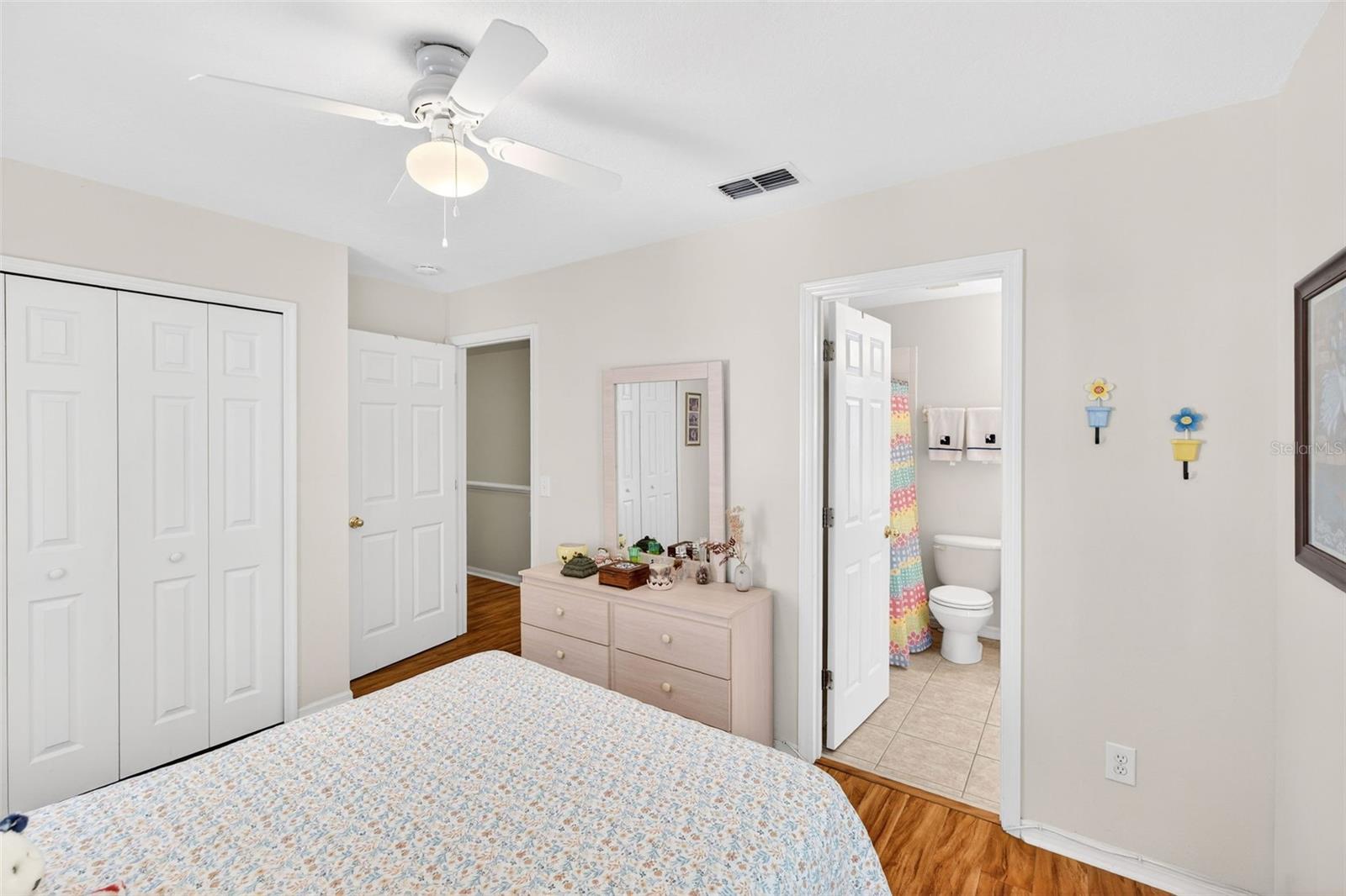 CELEBRATION ROSEVILLE CORNER - Residential