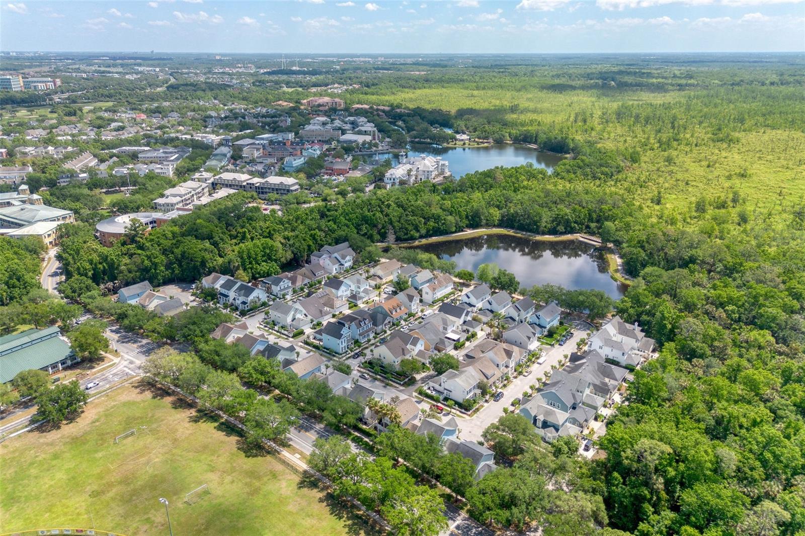 CELEBRATION ROSEVILLE CORNER - Residential