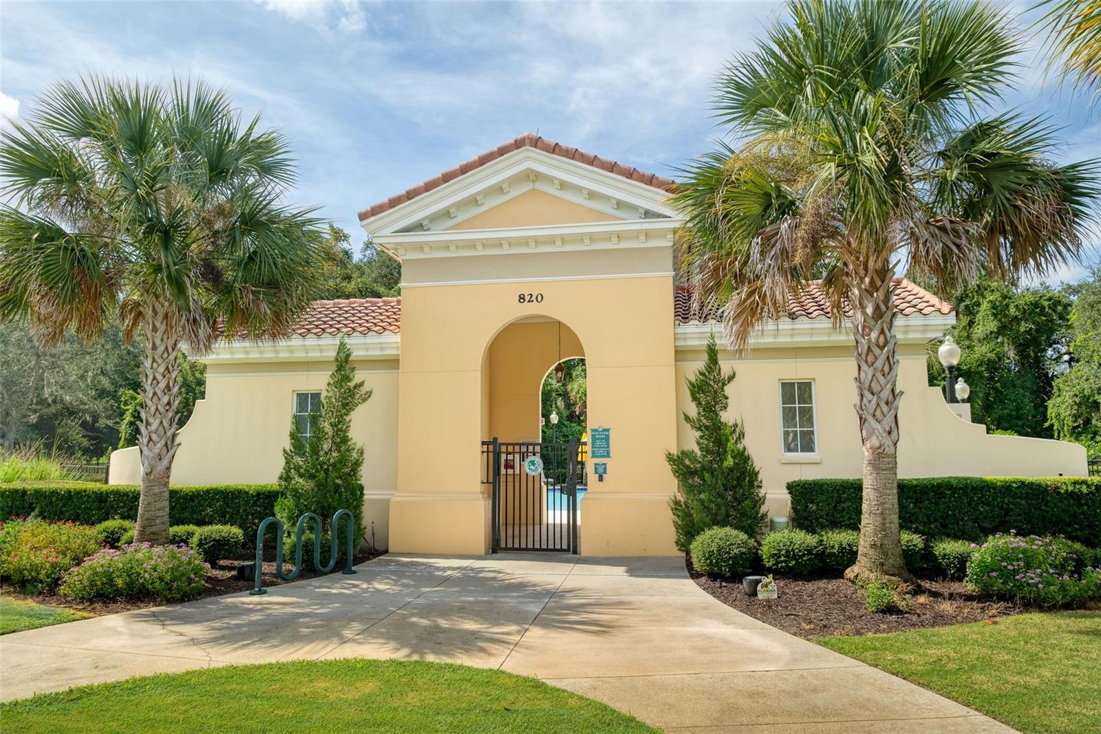 CELEBRATION ROSEVILLE CORNER - Residential