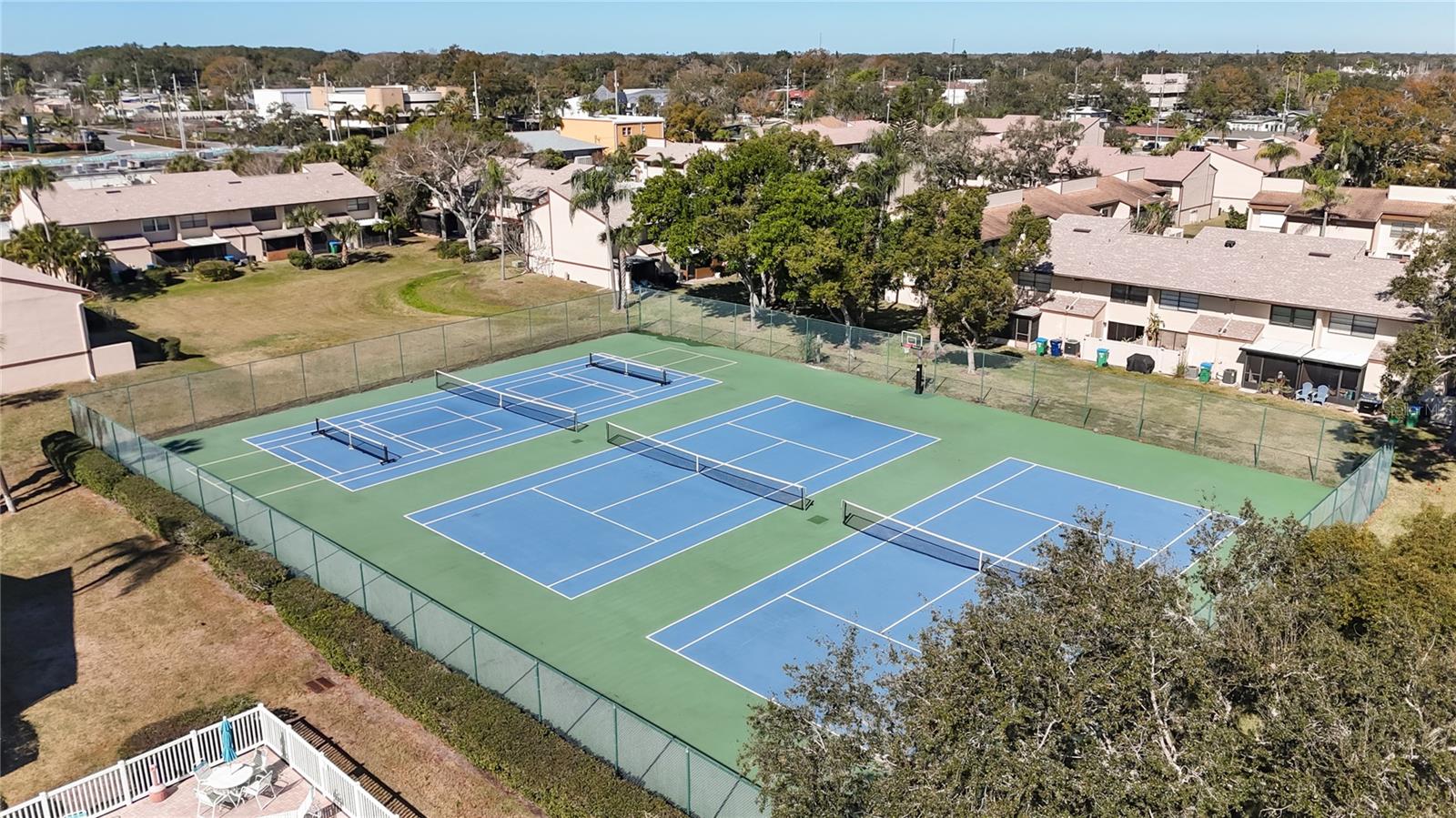 TOWNHOMES OF LAKE SEMINOLE - Residential