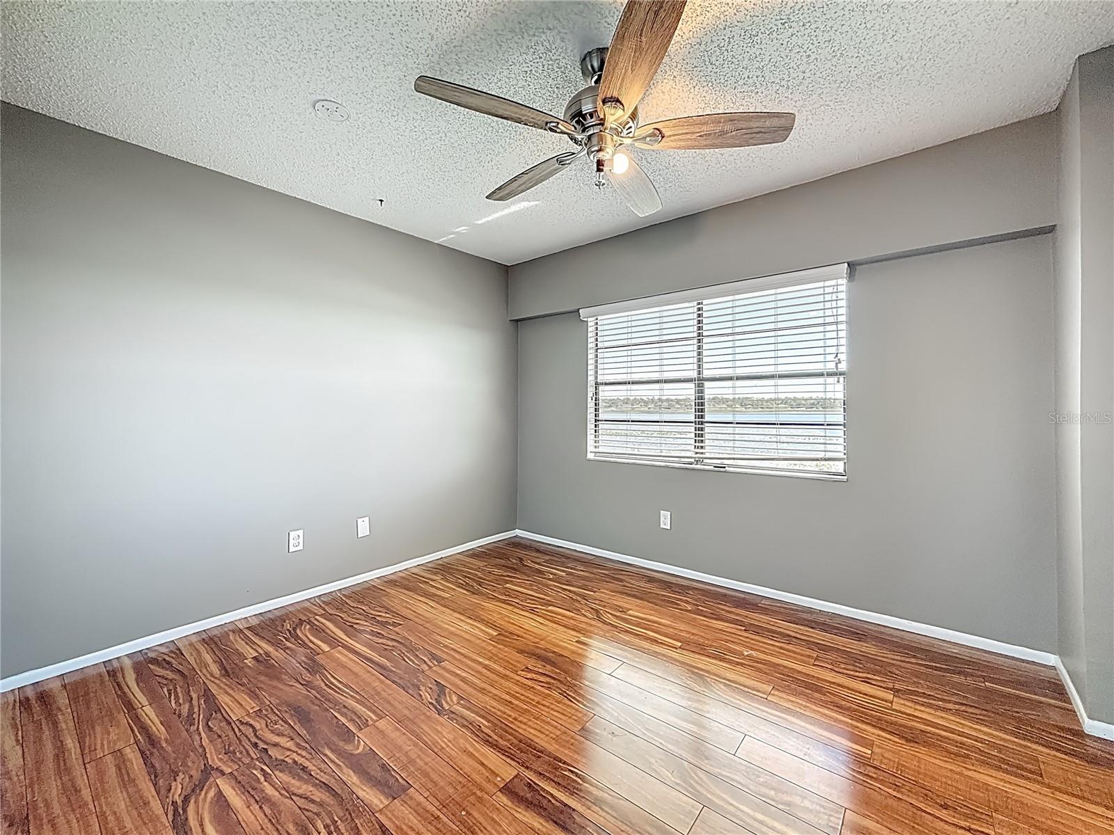 TOWNHOMES OF LAKE SEMINOLE - Residential