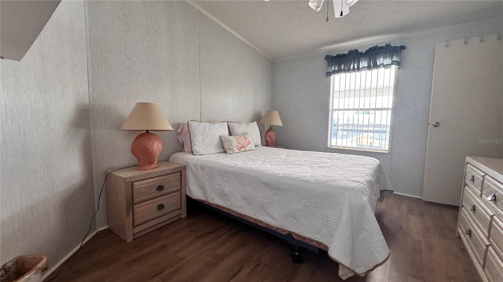 SWEETWATER GOLF & TENNIS CLUB - Residential
