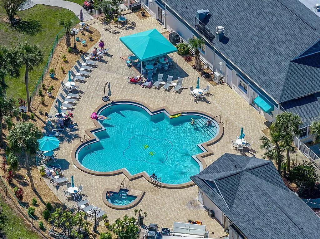 SWEETWATER GOLF & TENNIS CLUB - Residential