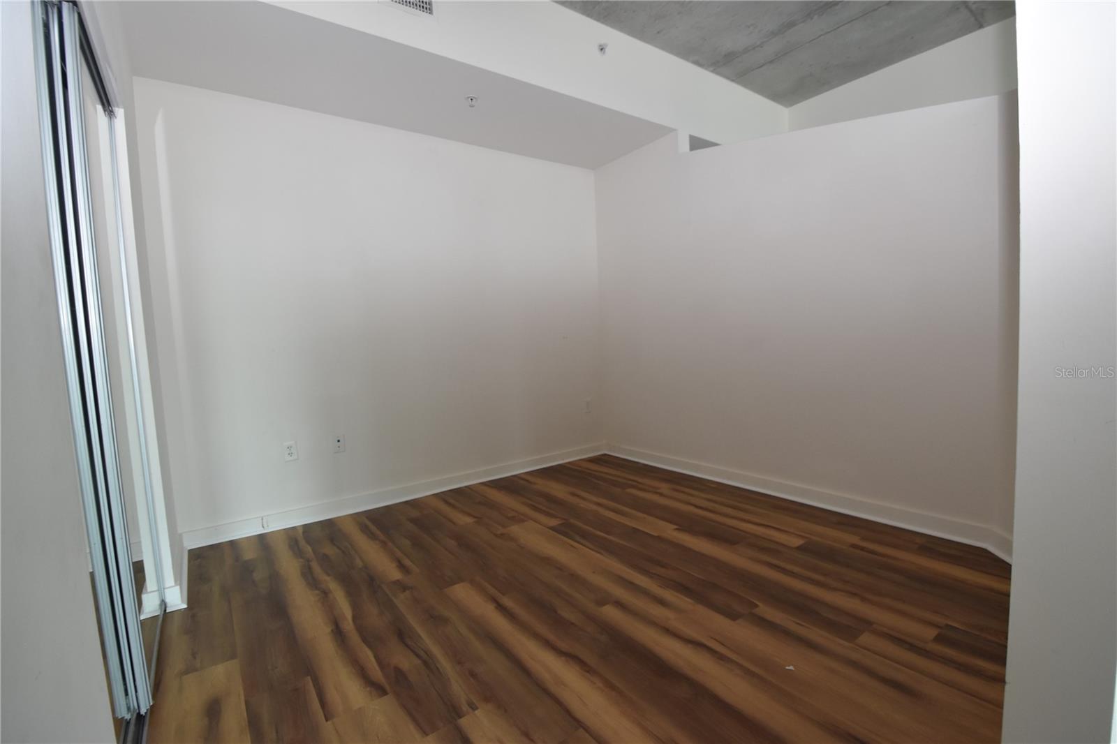 777 N ASHLEY DRIVE 1806