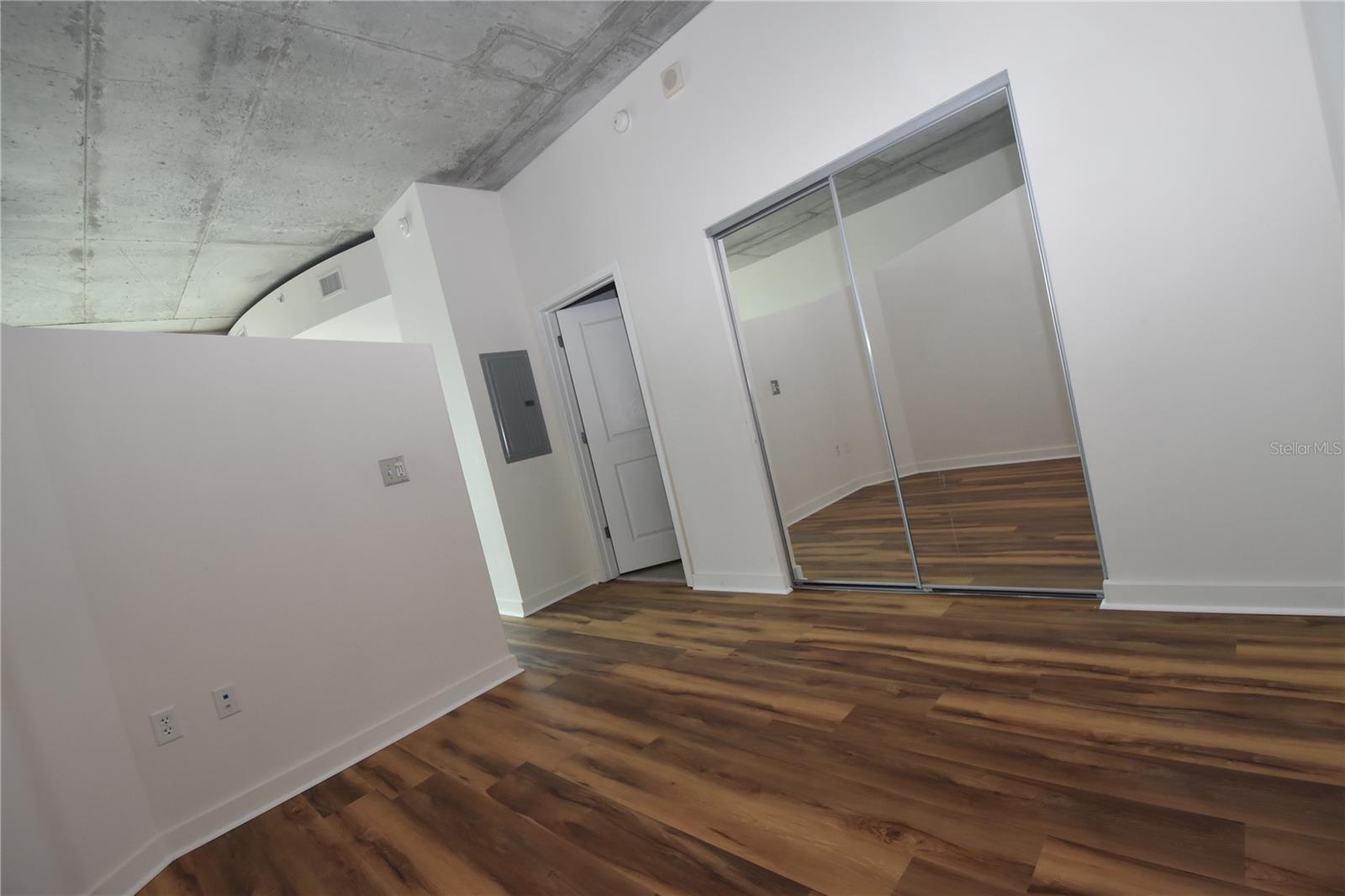 777 N ASHLEY DRIVE 1806